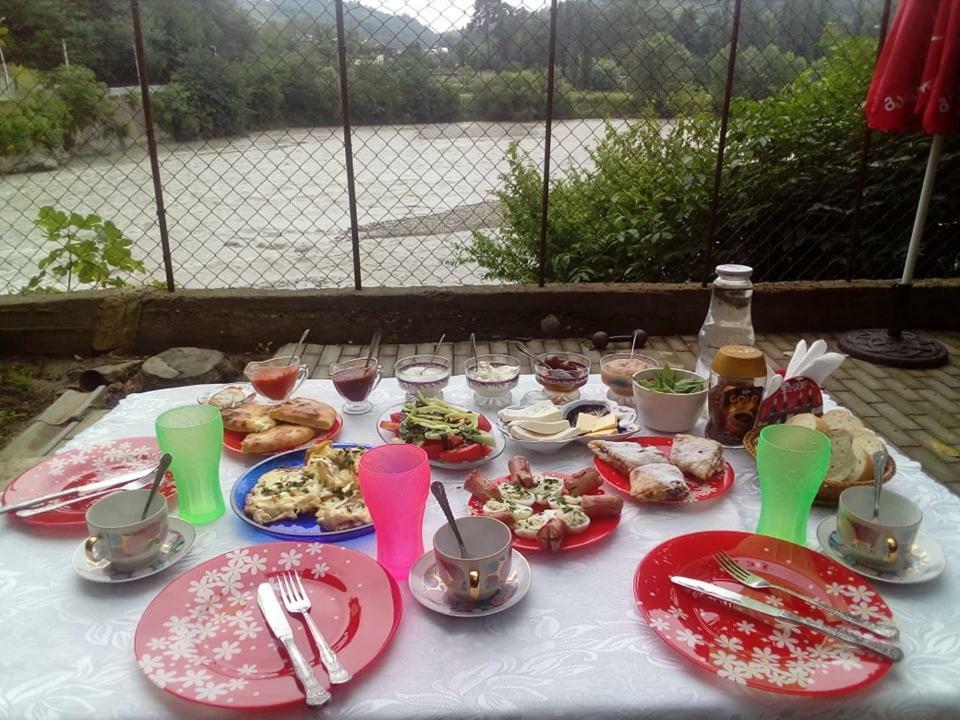 A Rioni Ξενοδοχείο Κουτάισι Εξωτερικό φωτογραφία